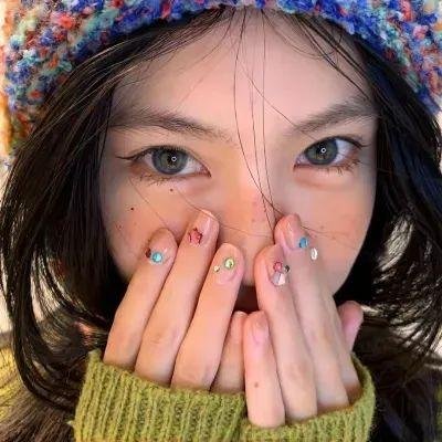 离婚后，她转身嫁给了千亿总裁